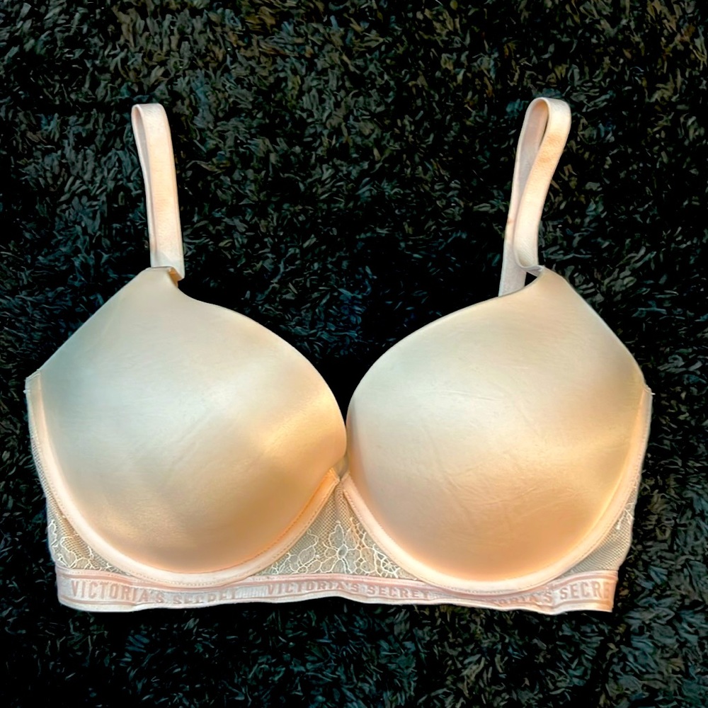 VICTORIA’S SECRET Very Sexy Push-Up Bra